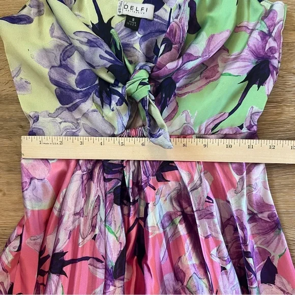 Midi Dress with pleated skirt size S,wedding guest, resortwear adjustable straps - Picture 15 of 16